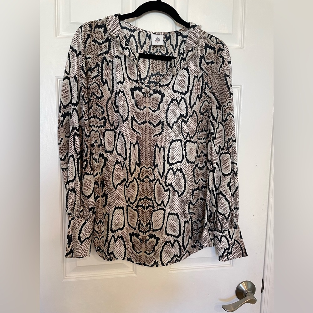 Nwot Cabi Python Design Size Small Blouse. - image 1